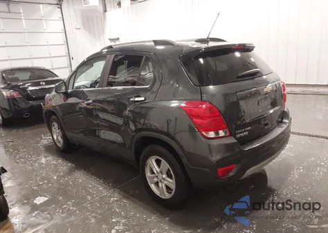 2018 Chevrolet Trax Lt z USA, uszkodzony, nr VIN 3GNCJPSB2JL279237
